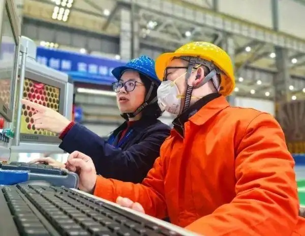 办好代表建议，让“金点子”变成推动“人工智能+制造”发展“金钥匙”